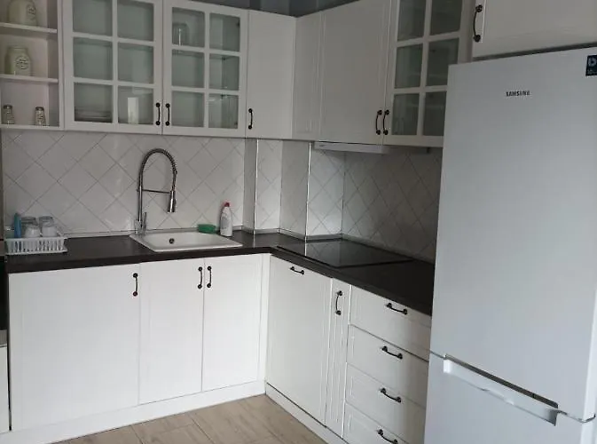 One Bedroom 61 - Restaurant Stadium *